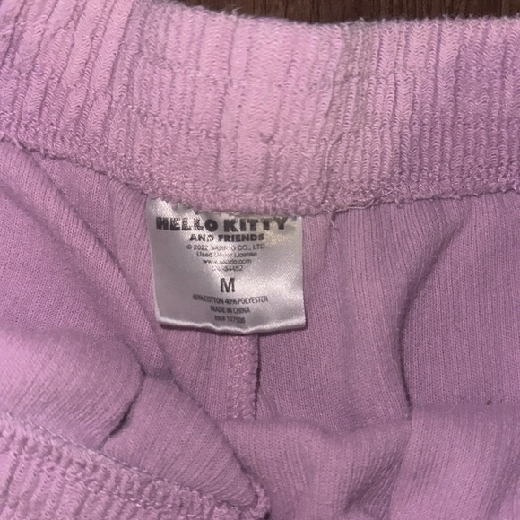 Hello kitty shorts - Picture 3 of 5